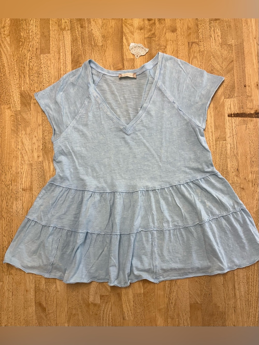 NWT Altar'd State Heathered Light Blue V-Neck Tiered Babydoll Tee Oversized Fit